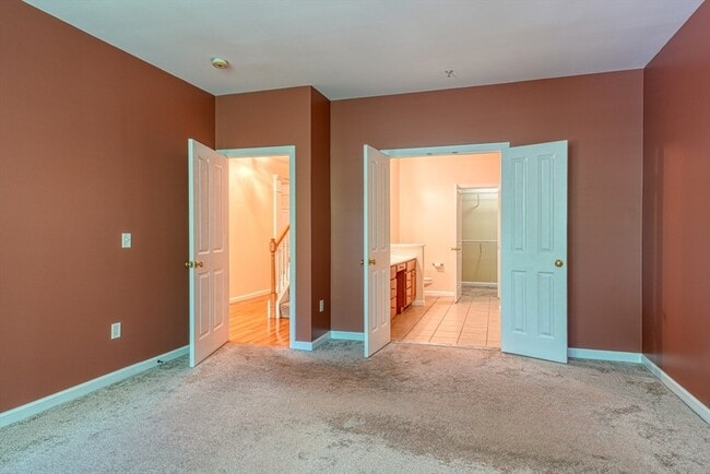 Building Photo - 89 Buttercup Ln
