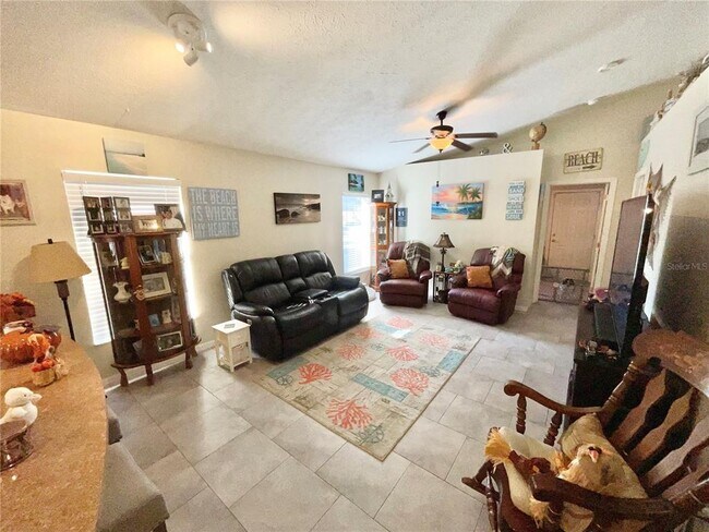 Building Photo - 7831 Barclay Rd