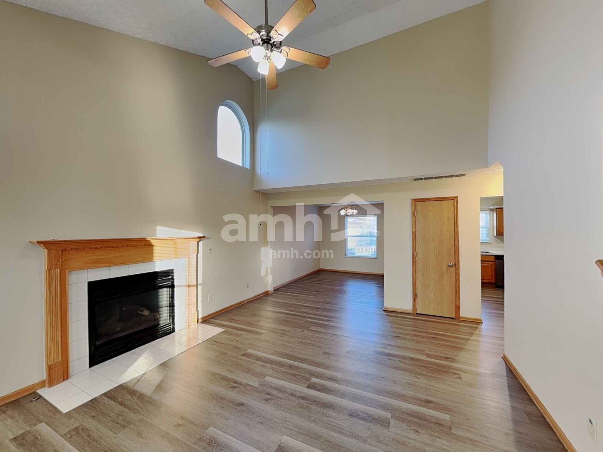 Building Photo - 35 Wrens Nest Ct