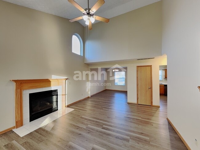 Building Photo - 35 Wrens Nest Ct