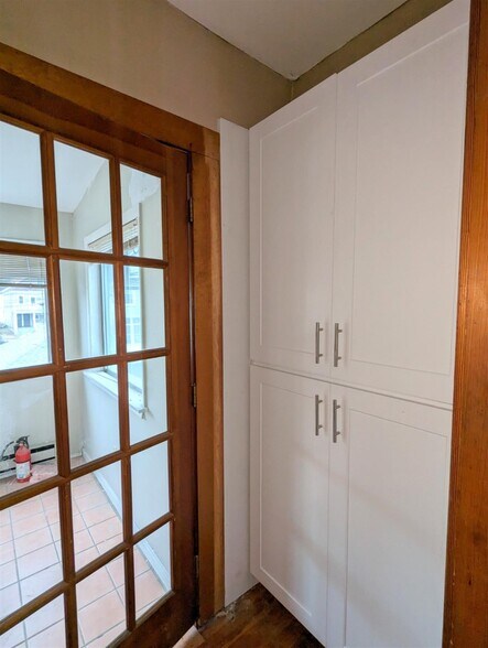 Building Photo - 35 Trowbridge St