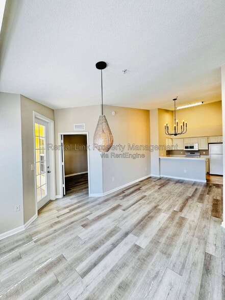 Building Photo - 4109 Residence Drive