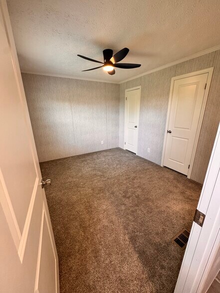 Master brdroom - 102 North Road