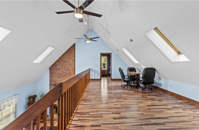 Building Photo - 2104 Las Flores Ln