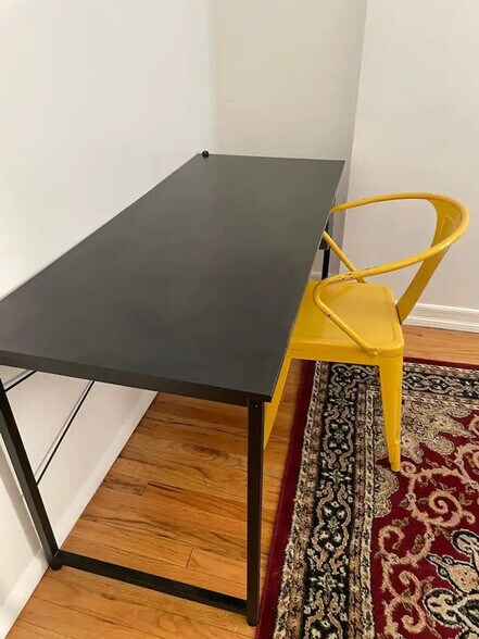 Building Photo - 472 9th Ave