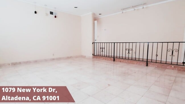 Building Photo - 1079 New York Dr