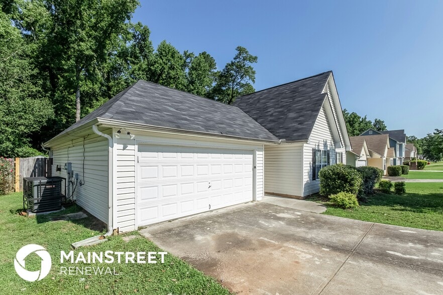 Building Photo - 220 Wynfield Dr
