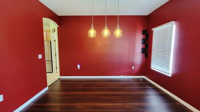 Building Photo - Large Citrus Springs 4/2/2