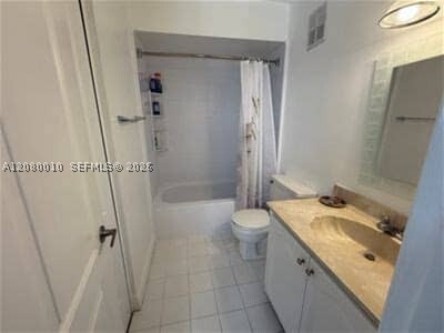 Building Photo - 10641 SW 113th Pl