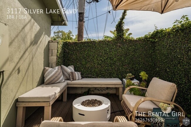 Building Photo - 3117 Silver Lake Blvd