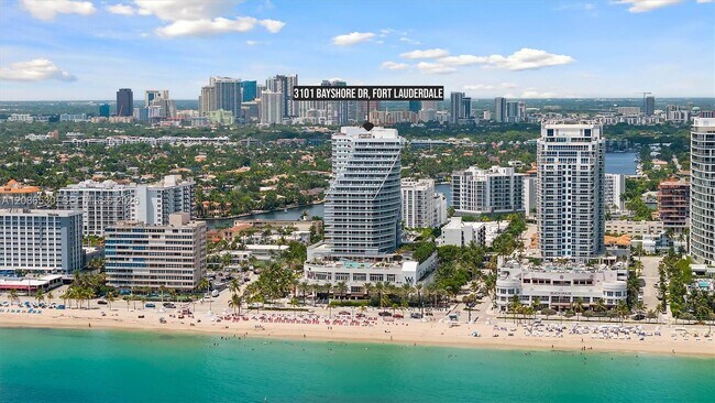 Building Photo - 3101 Bayshore Dr