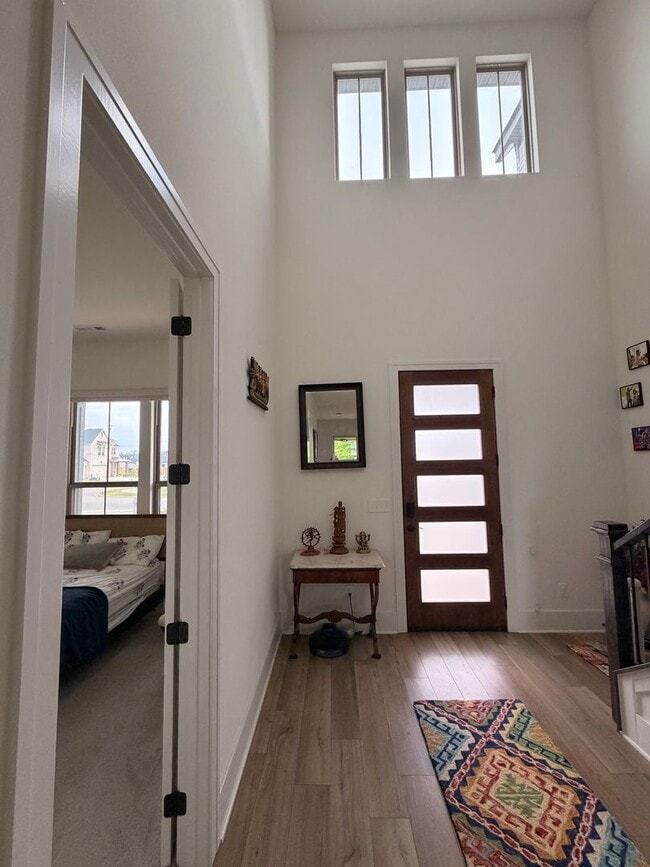 Building Photo - Spacious 5-Bedroom House in Cave Springs, AR