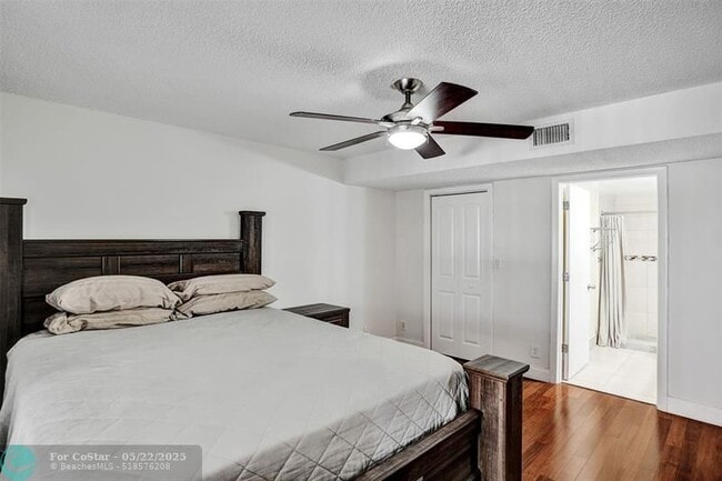 Building Photo - 12215 Royal Palm Blvd