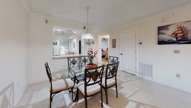 Building Photo - 7203 Curtiss Ave