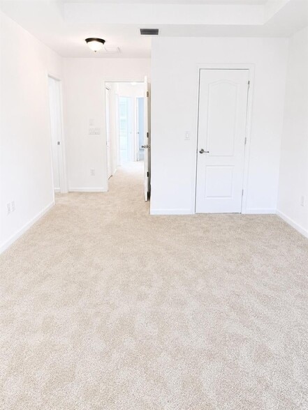 Building Photo - 5903 Monterra Club Dr