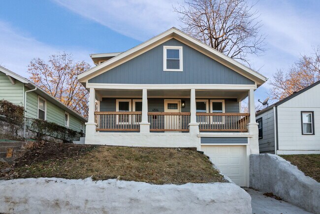 Primary Photo - 4516 Mercier St