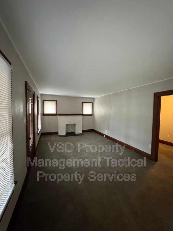 Building Photo - 2078-2018 18th St SW