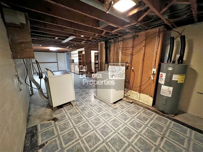 Building Photo - 710 S Wisconsin-2 Bedroom House