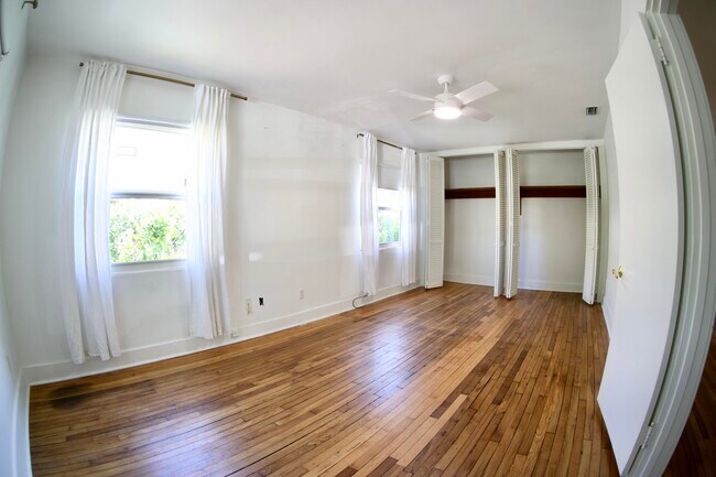 Building Photo - 620 Winters St