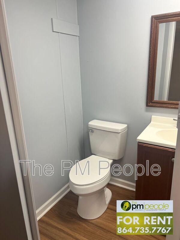 Building Photo - 745 State Rd S-39-204