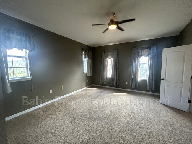 Building Photo - 9036 Moonlit Meadows Loop