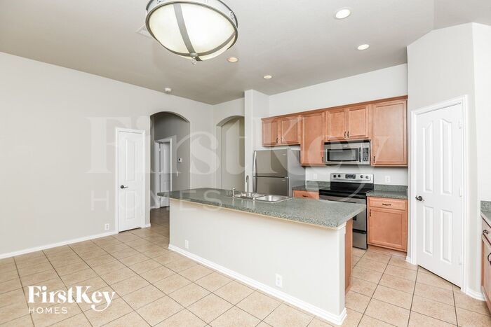 Building Photo - 709 Loftin St