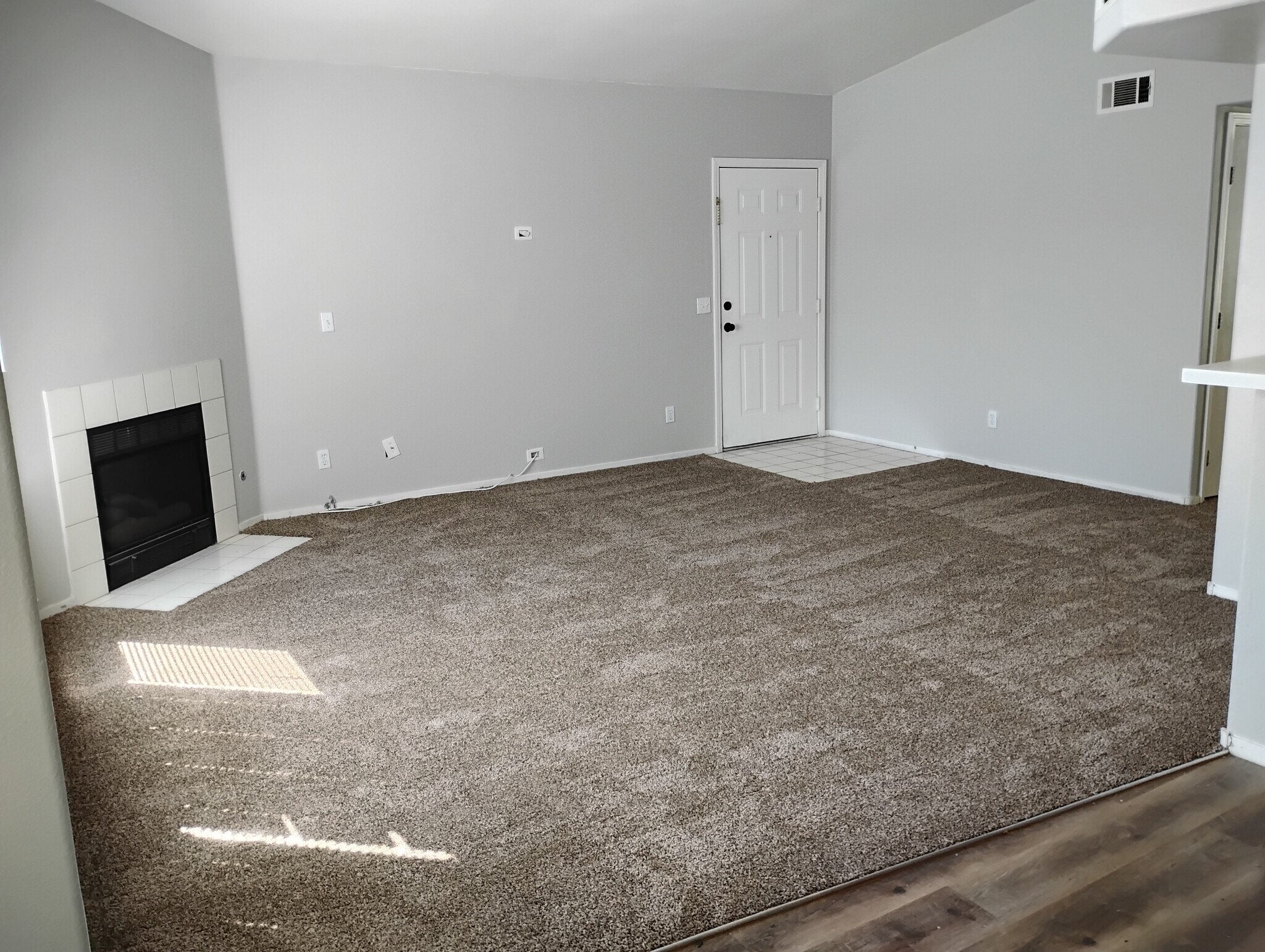 Building Photo - 8450 Alta Dr