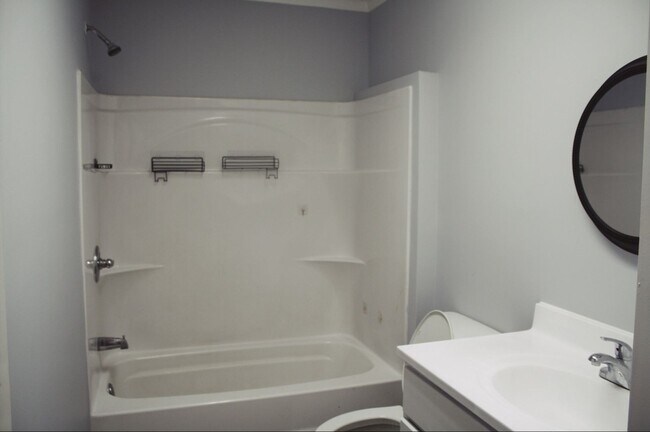 Building Photo - 1138 Whittle Dr SW