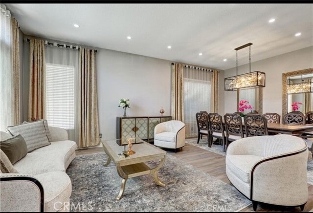 Building Photo - 575 Rembrandt Dr