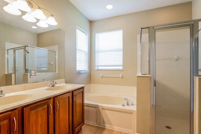 Building Photo - 258 Perfect Dr