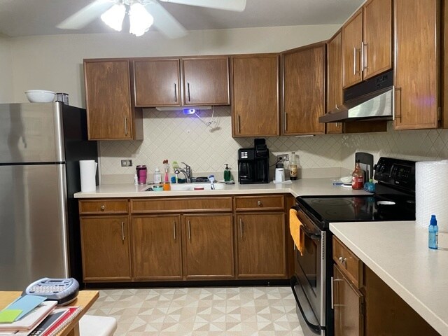 Building Photo - 215 N Ridge Ave