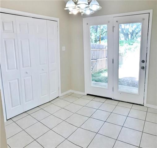 Building Photo - 1707 Tina Marie Rd