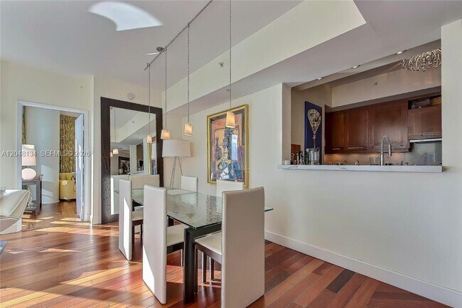 Building Photo - 333 Las Olas Way