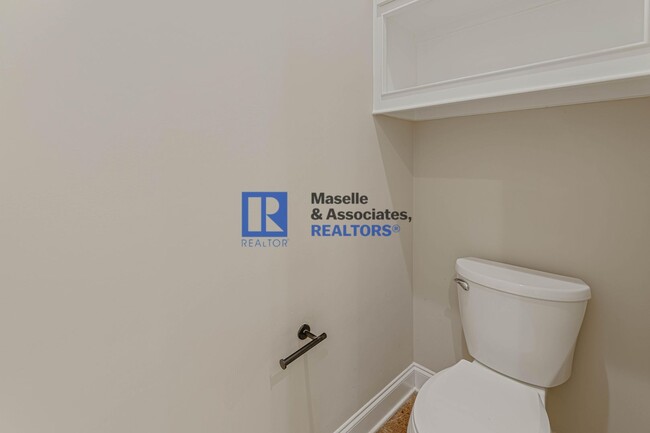 Building Photo - 4 Bed/3 Bath Home in Castlewoods