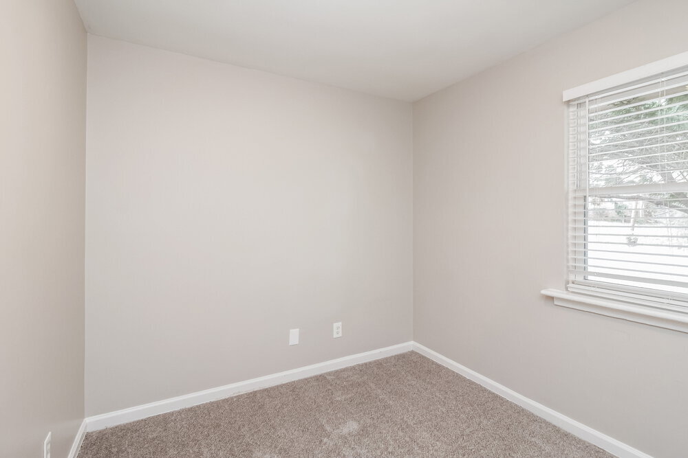 Building Photo - 601 Kentbrook Dr