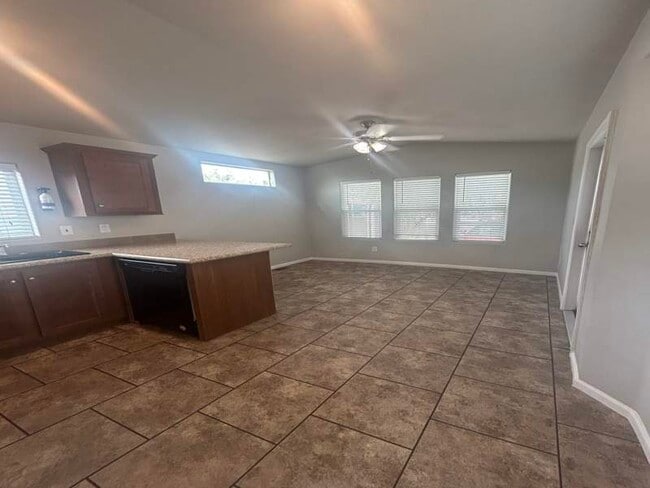 Building Photo - 3431 N Flowing Wells Rd