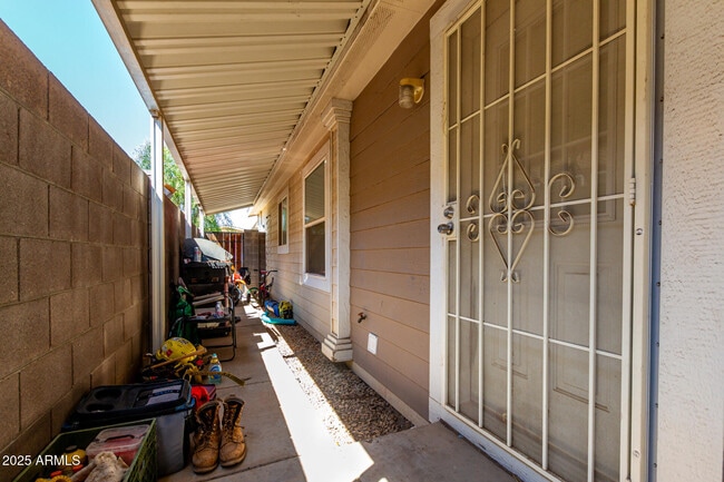 Building Photo - 8601 N 103rd Ave