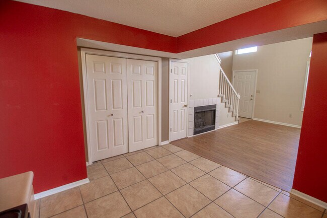 Building Photo - 4615 Brandon Woods St