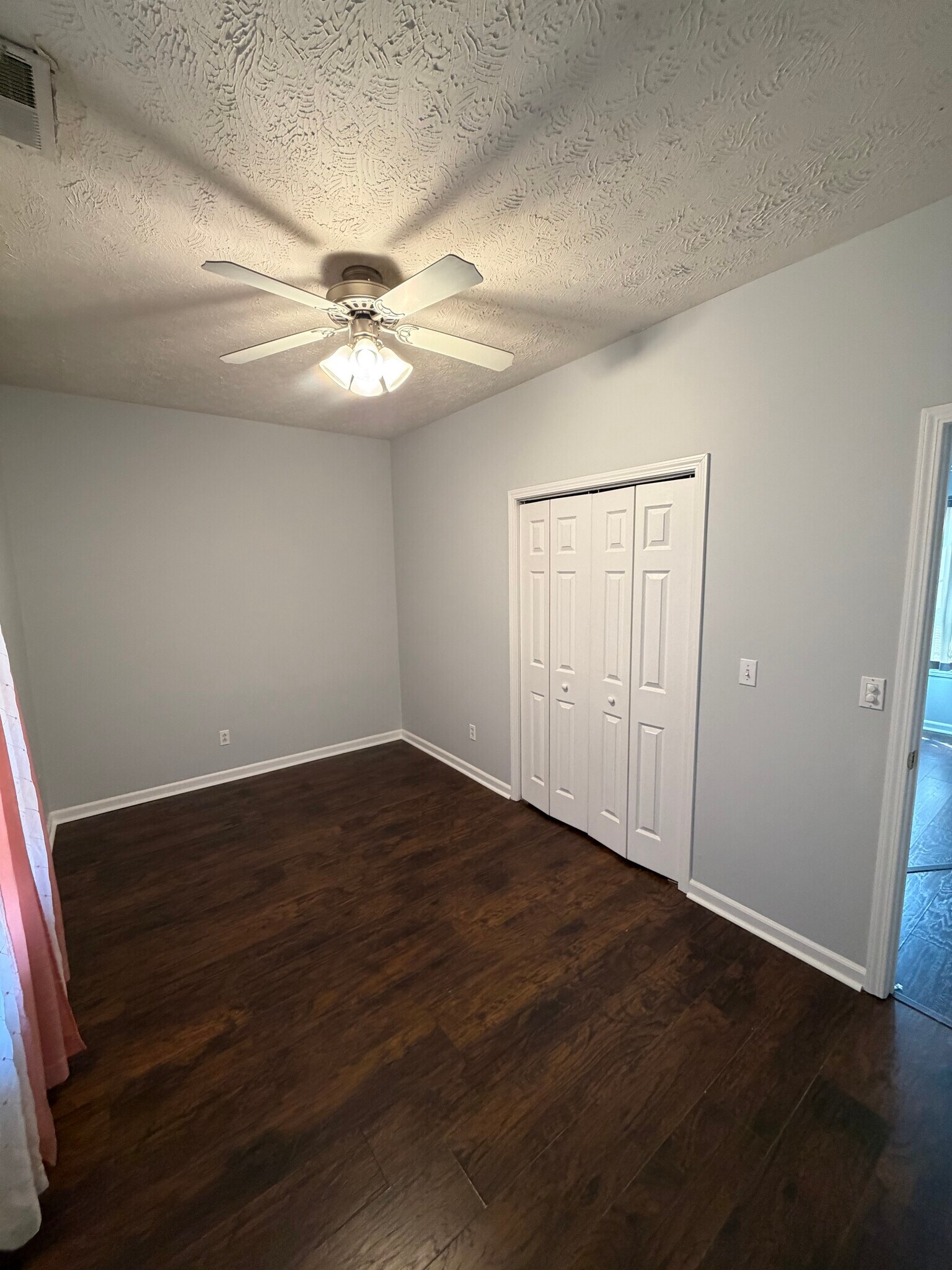 Building Photo - 431 16th St