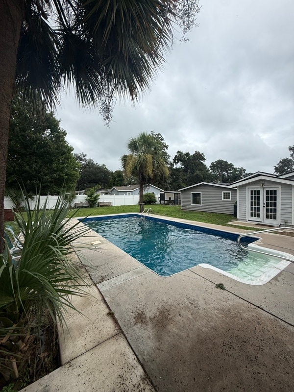 Building Photo - 915 Belleview Cir W