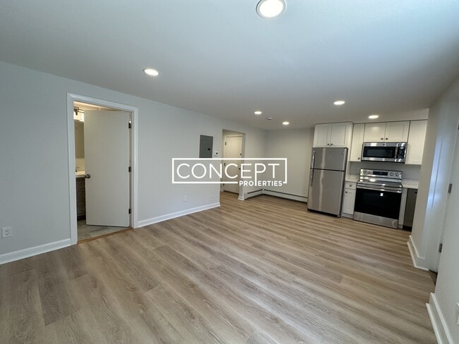 Building Photo - 501 Beacon St