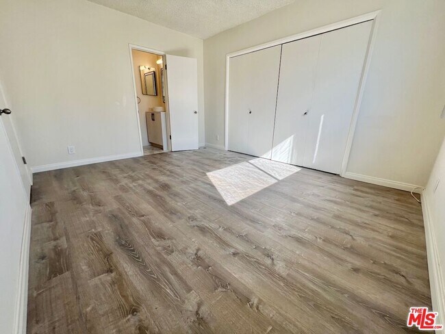 Building Photo - 1426 Orange Grove Ave