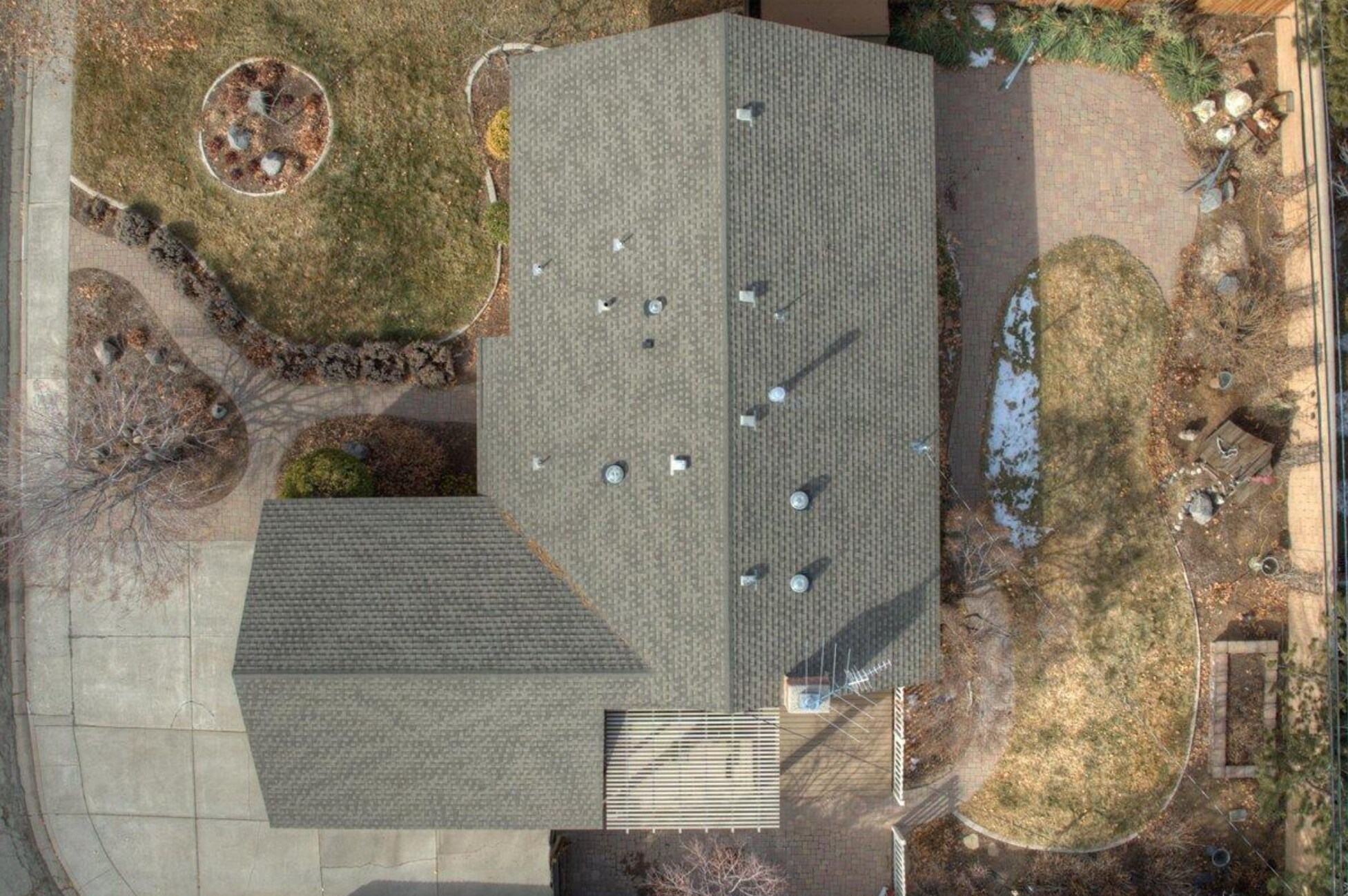 Building Photo - 900 Arleen Way