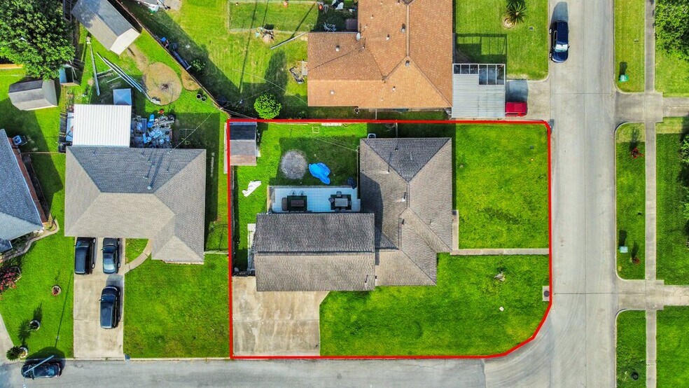 Building Photo - 5747 Turtle Creek Rd