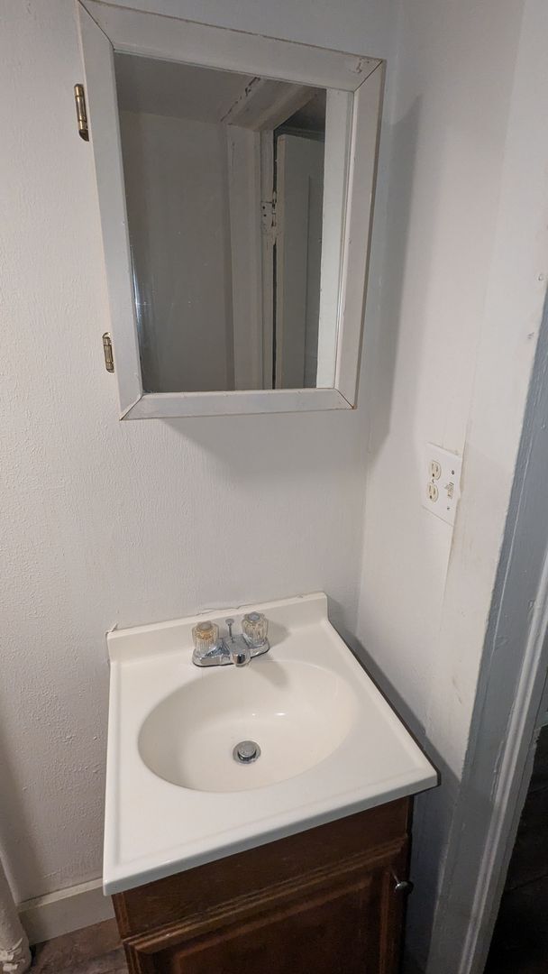 Building Photo - Atlas Investment Group, LLC (250 Cross St)