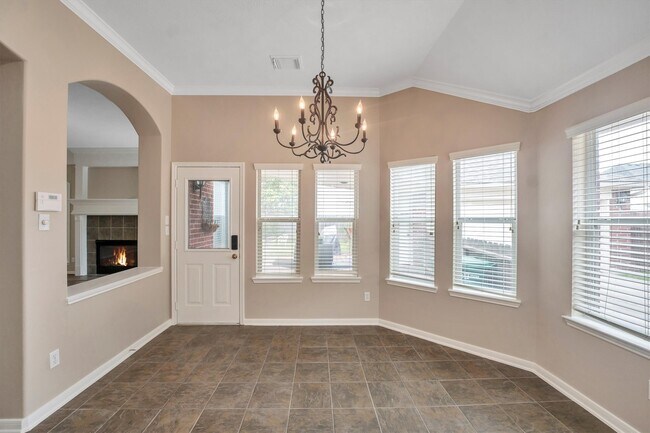 Building Photo - 2711 Sica Hollow Ln