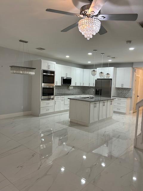 Building Photo - 1305 Lucaya Dr