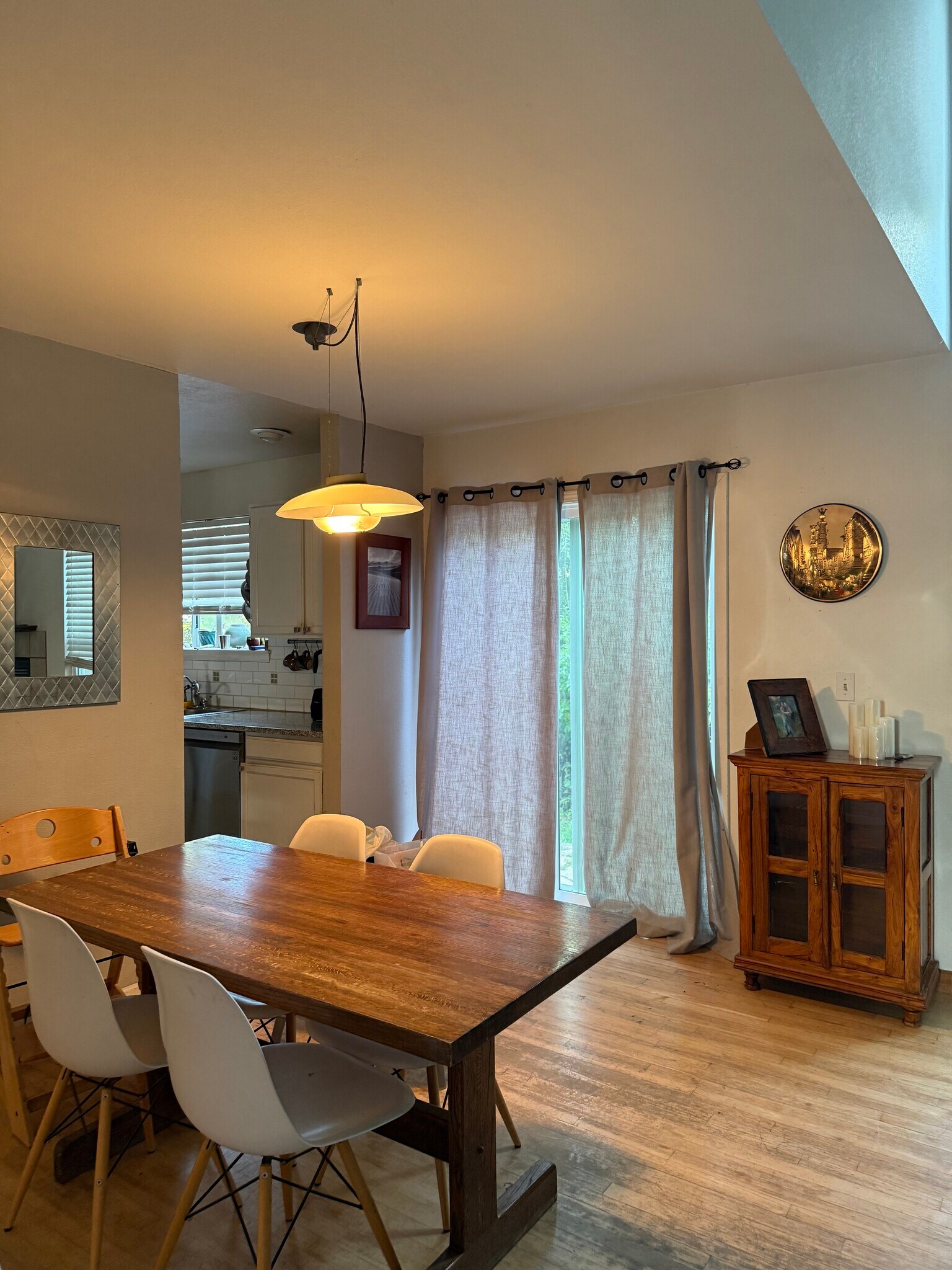 Dining room - 332 Buchanan Ct