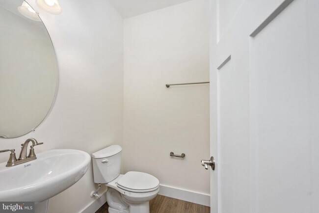 Building Photo - 356 Evermore Ln