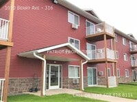 Building Photo - 1010 Berry Ave